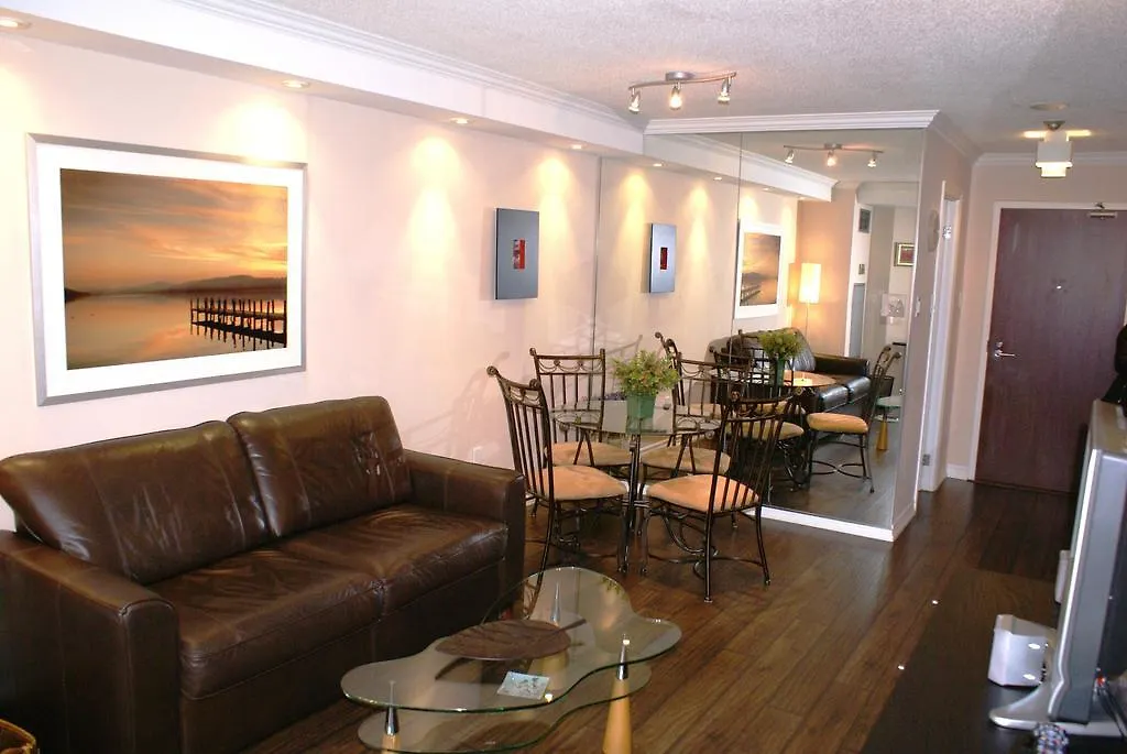 Apartment Yorkville Residence