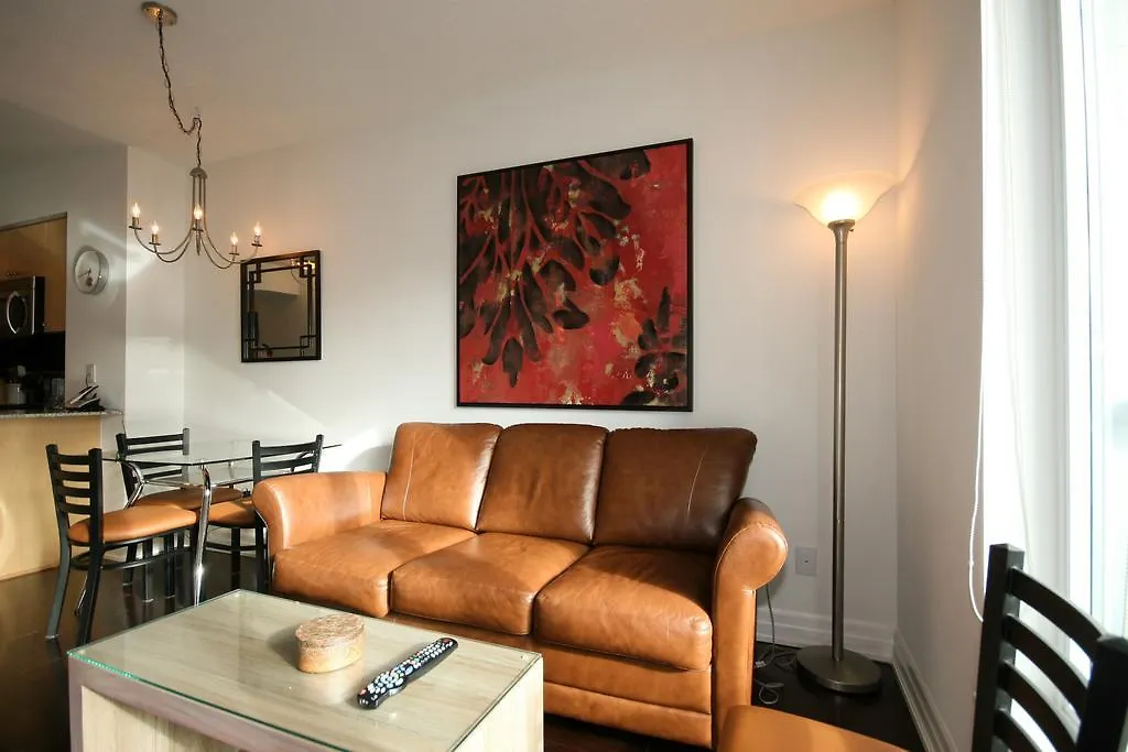 Apartment Yorkville Residence